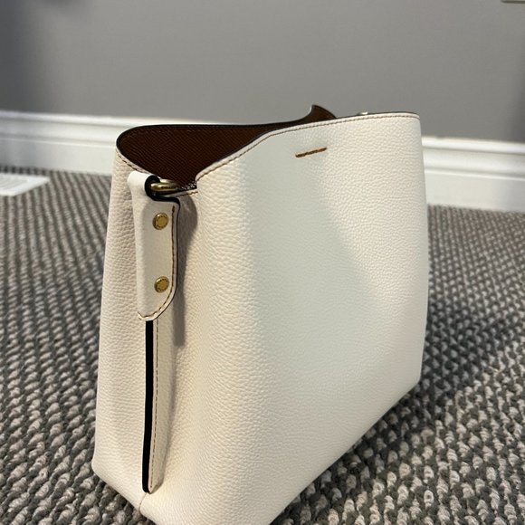 Coach Willow Bucket Bag - Picture 6 of 8